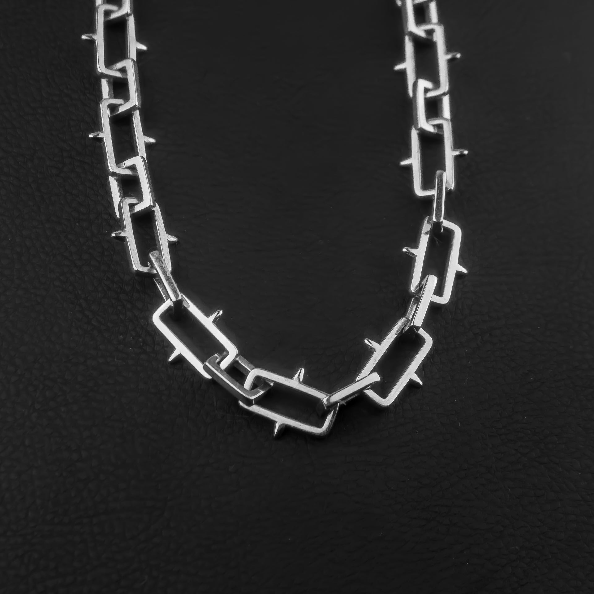 Spike Choker